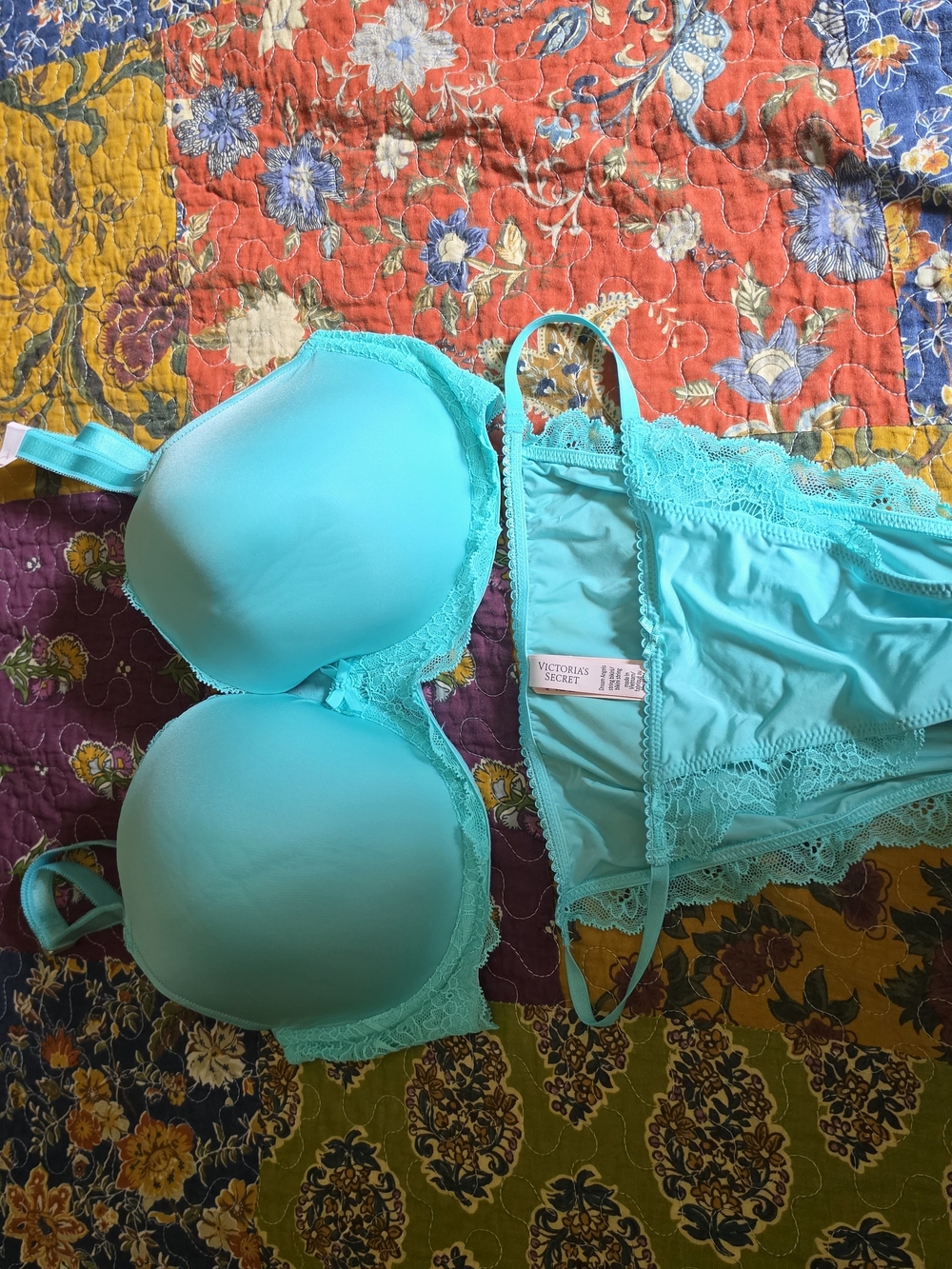 Victoria's Secret Teal Lace Trim Bra & Panty Set